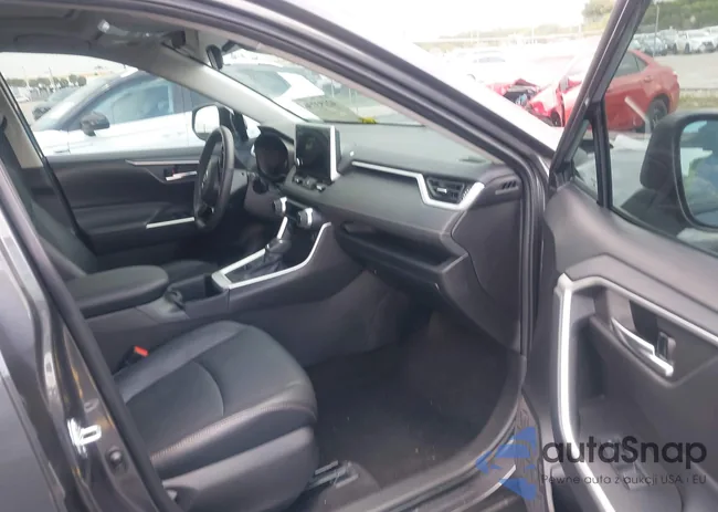 2T3A1RFV1PW402415: 42193736