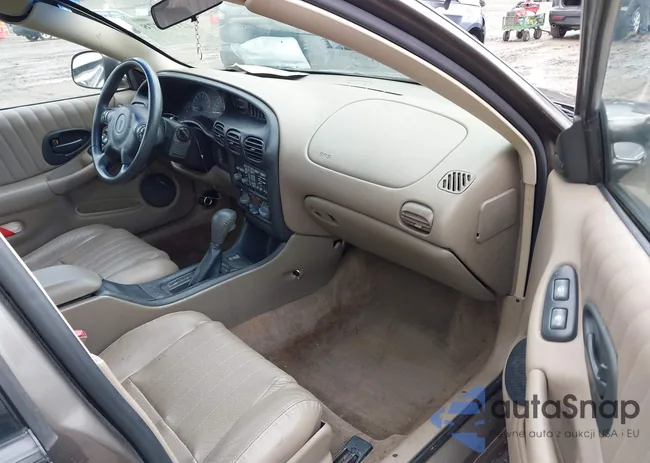 1G2WP52KX3F135218: 42193878