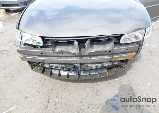 1G2WP52KX3F135218: 42193878