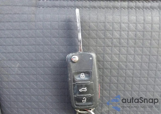 3VW2K7AJ8FM406923: 42193917