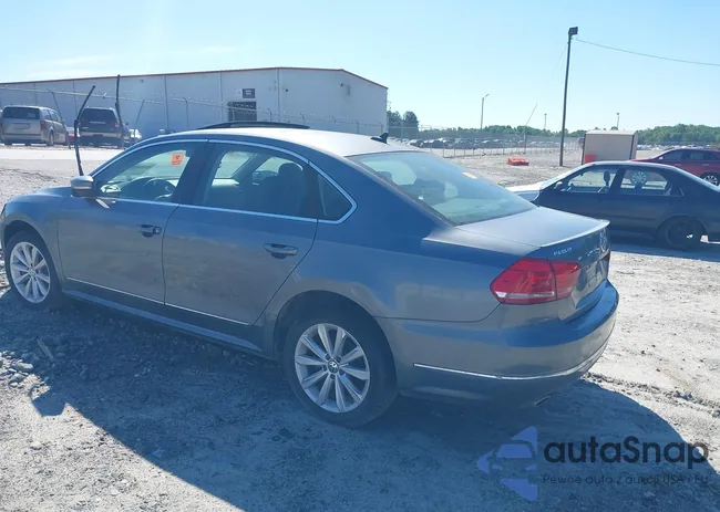 1VWCP7A30DC131781: 42193228