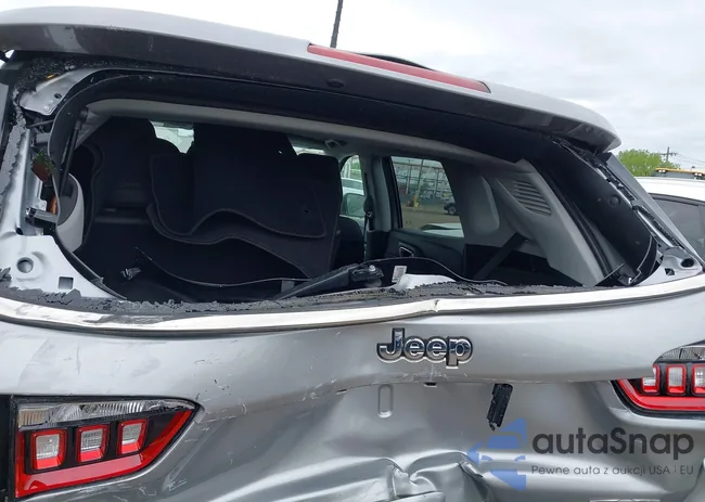 3C4NJDFB5NT112287: 42193240