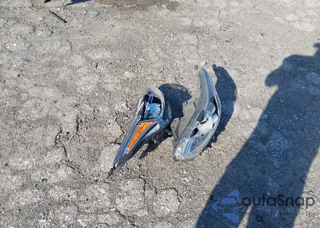 3KPF34AD8KE078529: 42193404