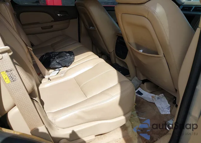 1GKFK13027R227688: 42194480