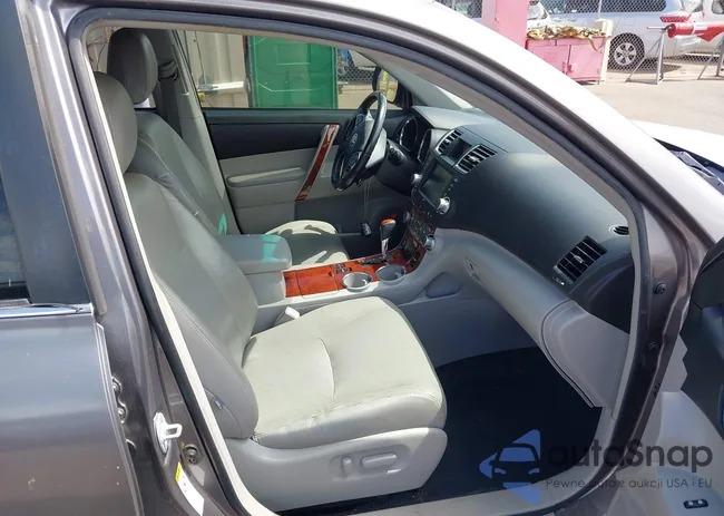 JTEDC3EH9B2000932: 42194620