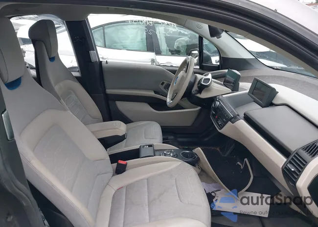 WBY1Z4C5XFV503568: 42195024