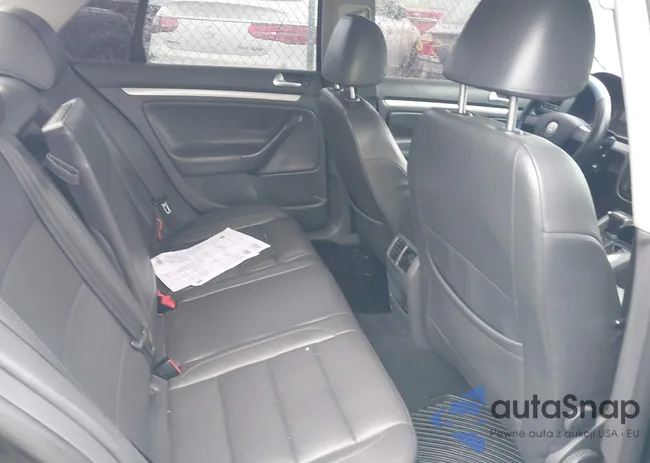 3VWRZ71K08M190202: 42194241