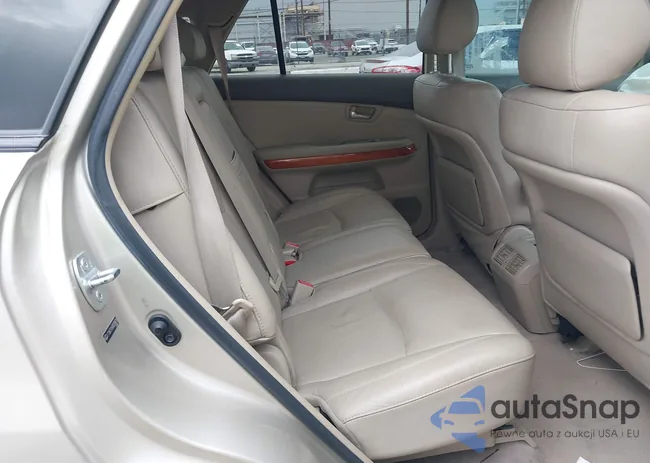 2T2GK31U48C029879: 42195440