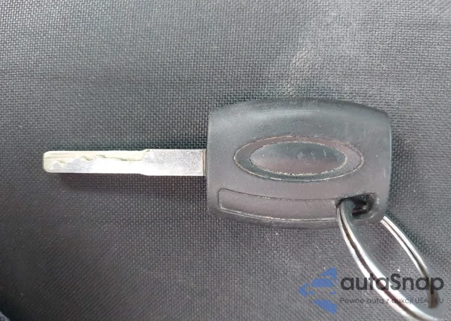 1FADP3E28GL369809: 42195722