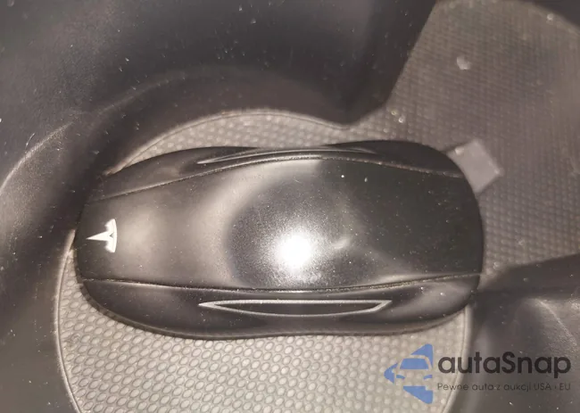 5YJSA1DG7DFP26402: 42195726