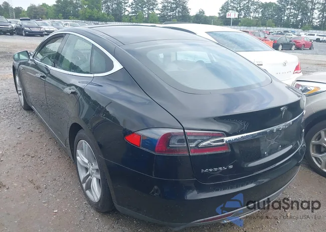 5YJSA1DG7DFP26402: 42195726