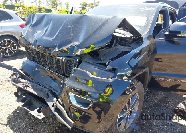 1C4RJFBG6JC204593: 42195757