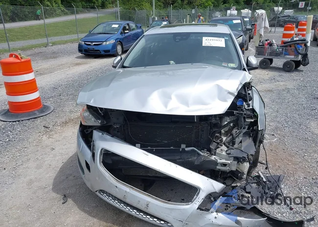 YV1622FS1C2089122: 42195932