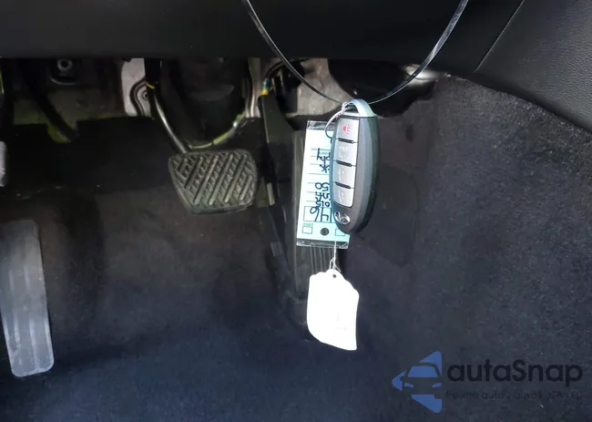 JN1BV7AR8FM394142: 42195211