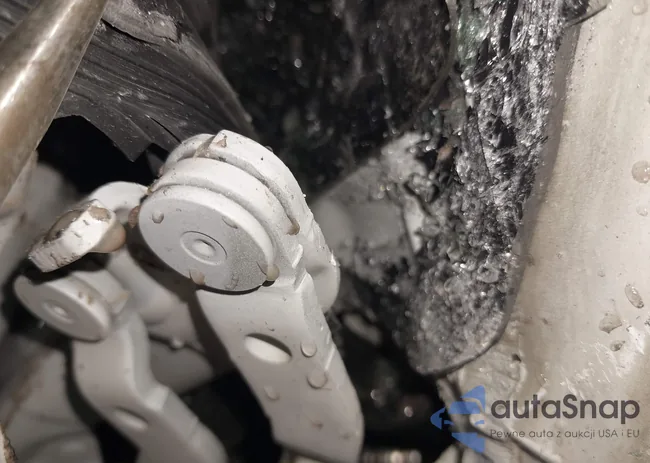 WBA3B3C56EJ978243: 42195216