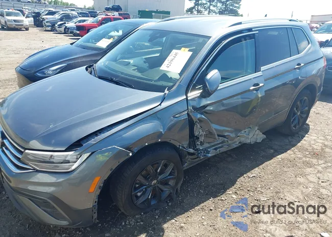 3VV3B7AX0RM049089: 42196445