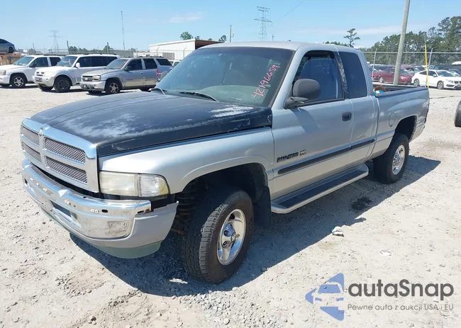 1B7HF13Z7YJ147052: 42196659