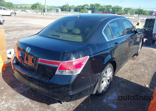 1HGCP2F87BA019841: 42196669