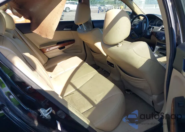 1HGCP2F87BA019841: 42196669