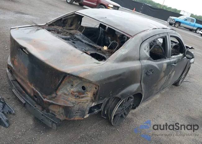 1C3CDZCB1DN626270: 42196843