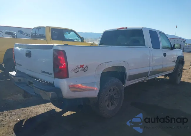 1GCHK29163E158757: 42196877