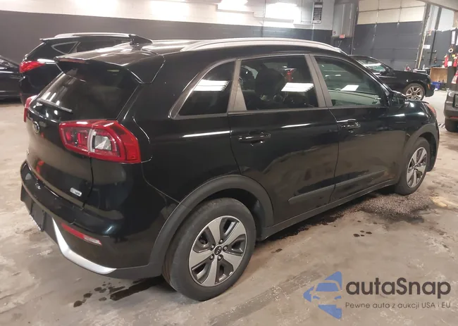 KNDCC3LC1H5069547: 42196104