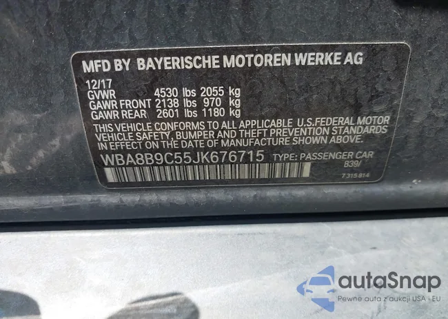 WBA8B9C55JK676715: 42196231