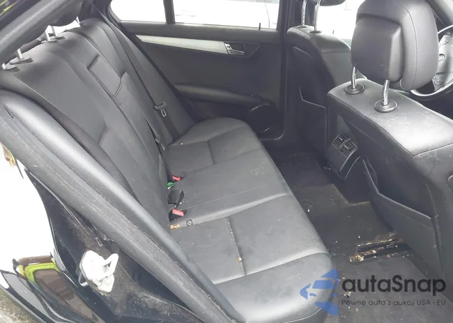 WDDGF81X89F212782: 42196299