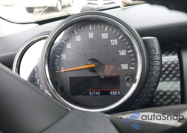 WMWXP7C51F2A39817: 42197480