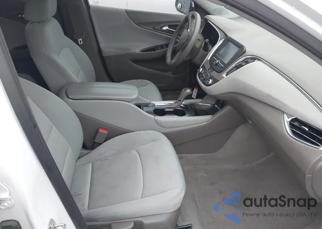 1G1ZD5ST8JF272481: 42197518