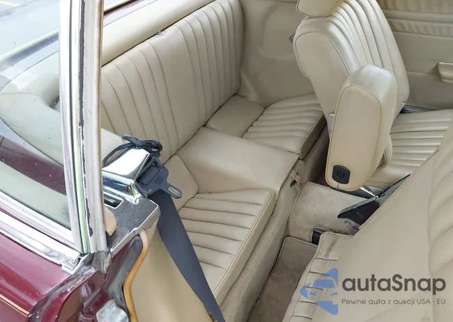 WDBBA45C0FA026342: 42197536