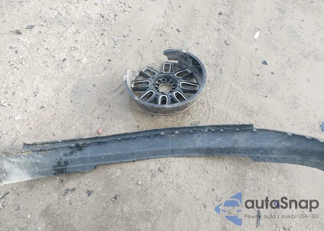 1GNSKAKC4JR127872: 42197547