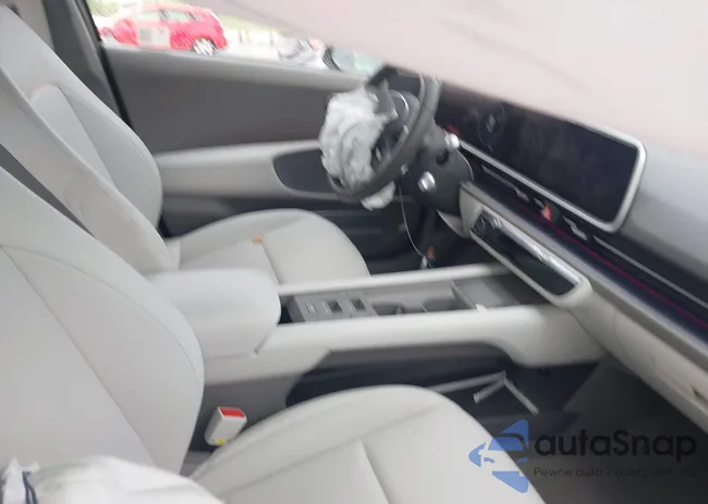 KMHM34AC2RA076539: 42197555