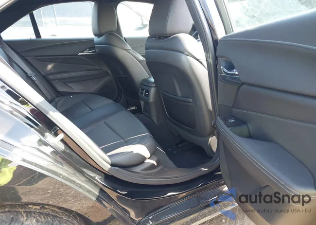 1G6DF5RK8M0121711: 42197628