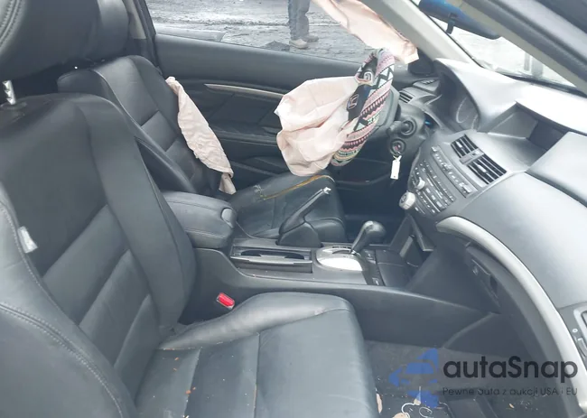 1HGCS22858A006406: 42197642