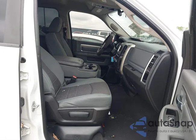 1C6RR6GT6DS694078: 42197644