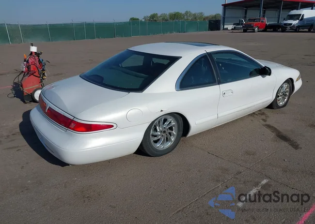 1LNFM92V4WY615099: 42197737