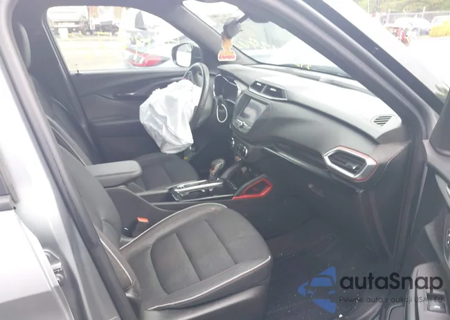 KL79MTSL8PB060611: 42197763