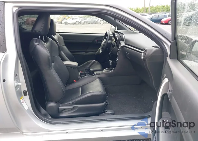 JTKJF5C79E3084942: 42197770