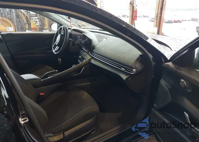 KMHLM4DG5RU720170: 42197829