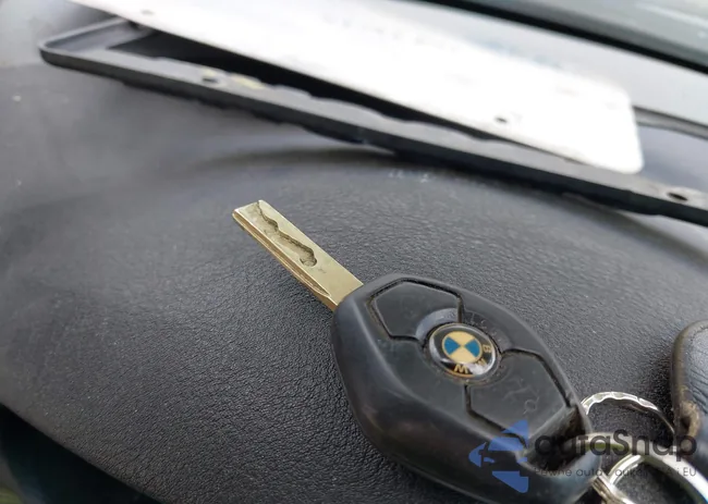 WBAAM3346YFP77250: 42197840