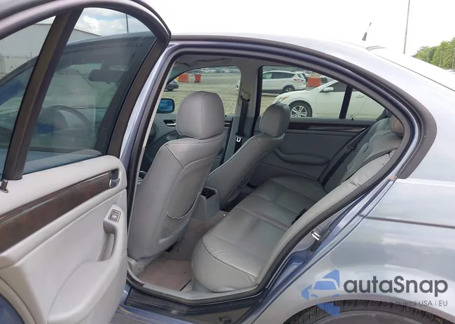 WBAAM3346YFP77250: 42197840