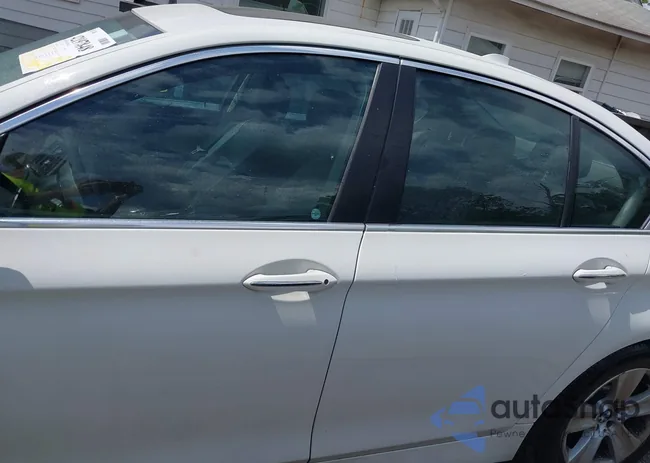 WBAXH5C58DD113587: 42197848