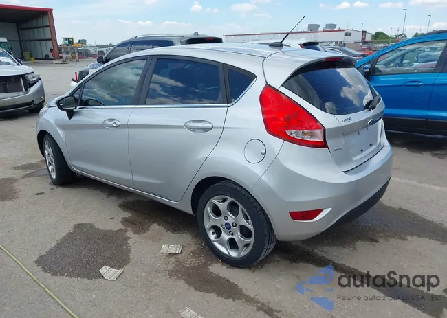 3FADP4FJXCM101140: 42197882