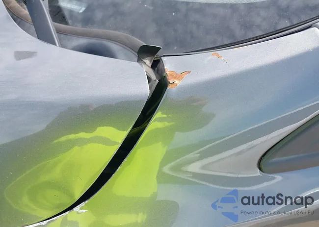 1FMCU9J95EUD30151: 42197127