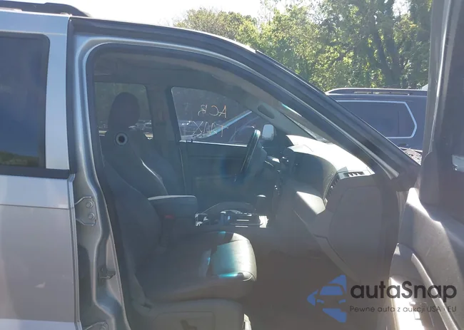 1J8HS48P97C595437: 42197244