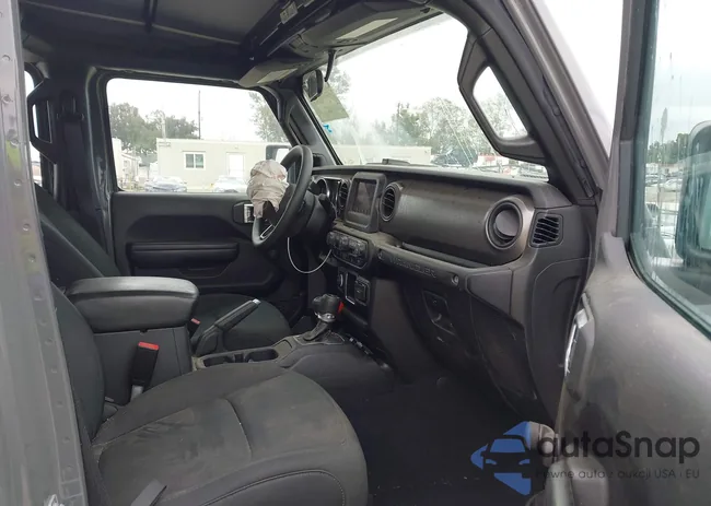 1C4HJXDG8NW126143: 42197273