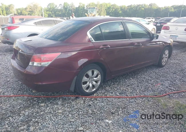 1HGCP26798A029190: 42197320