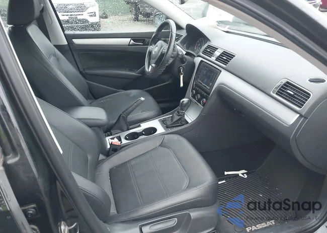 1VWBP7A37DC121793: 42198487