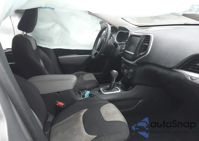 1C4PJMCS1EW190833: 42198520